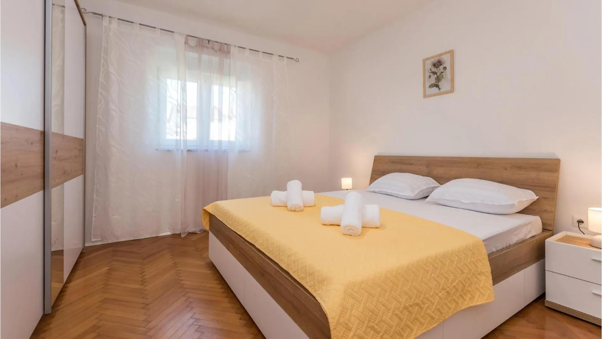 Nice Apartment In Gornje Rastane With Wifi