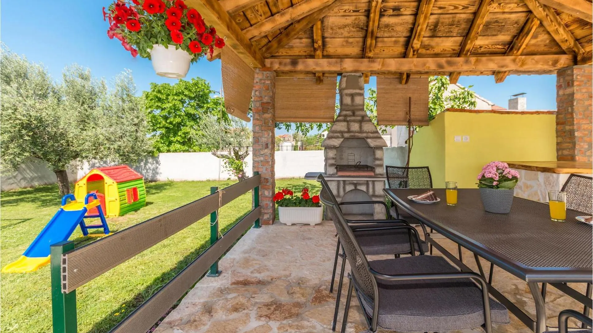 Nice Apartment In Gornje Rastane With Wifi
